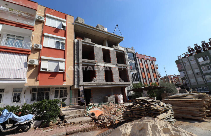 Antalya Kepez'de Tramvaya Yakın Şık Daireler 4