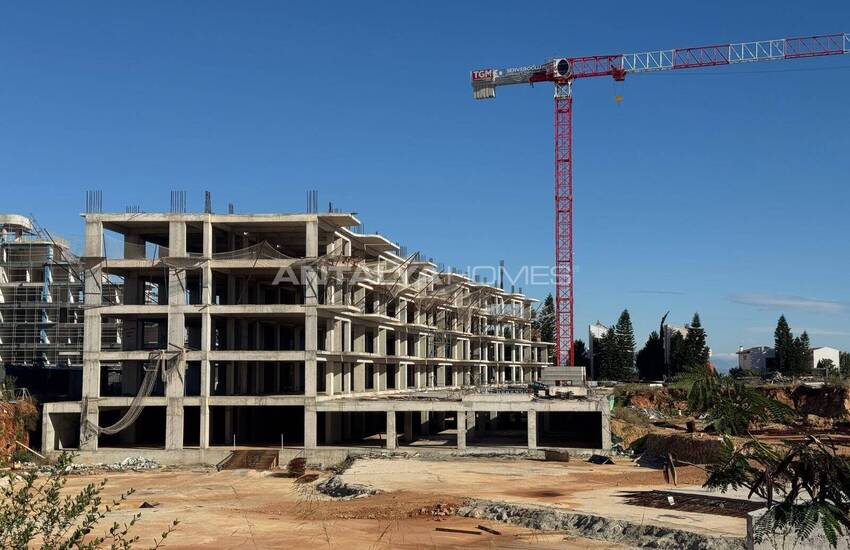 Antalya Altıntaş'ta Zengin Özelliklere Sahip Projede Şık Daireler 18