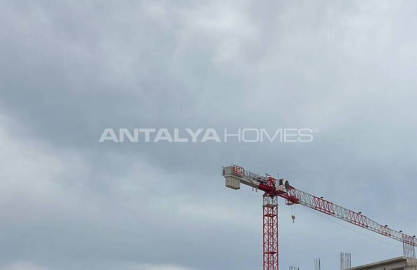 Elegant Apartments in a Rich-featured Project in Antalya Altintas 18