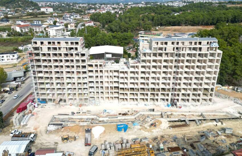 Flats in a Facility-rich Complex in Side Antalya 33