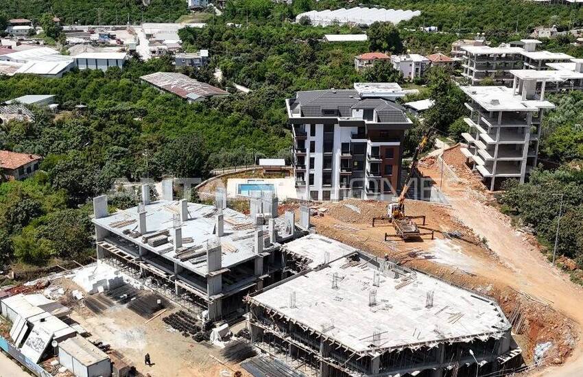 Alanya'da Merkezi Konuma Sahip İş Merkezinde Ticari Gayrimenkuller 22