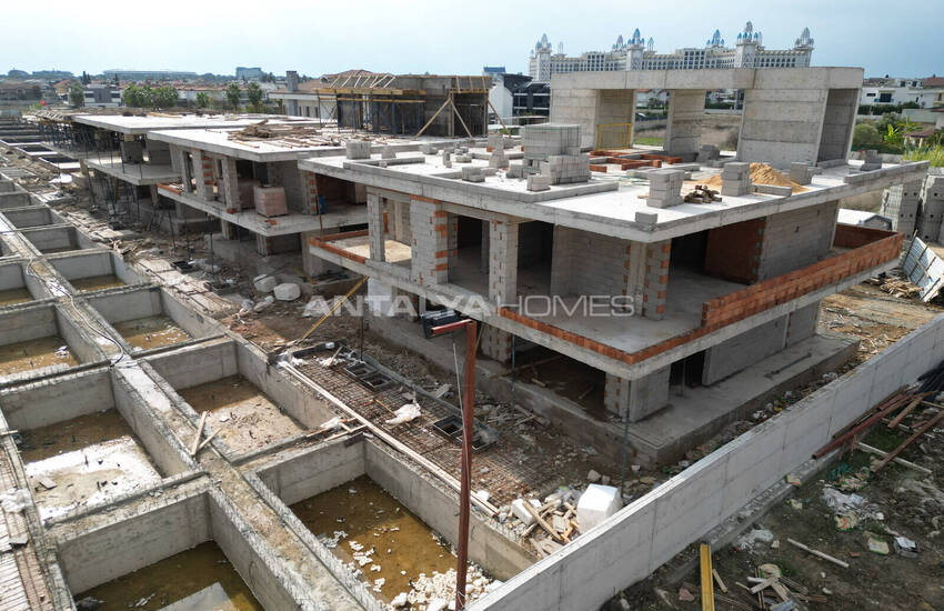 4-bedroom Triplex House with Pool and Garden in Belek 22