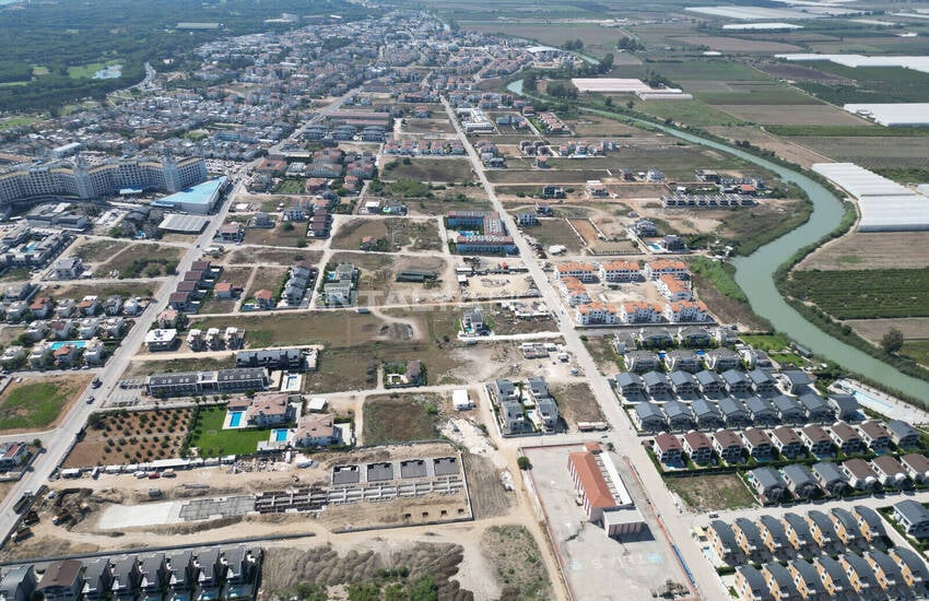 4-bedroom Triplex House with Pool and Garden in Belek 27