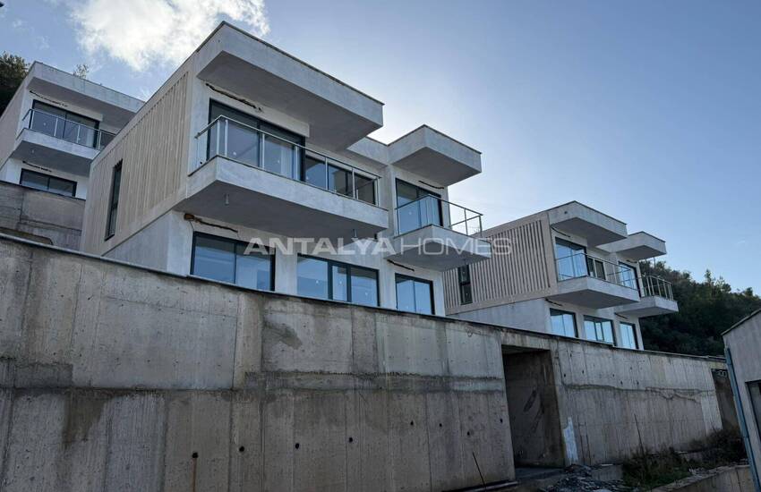 Detached House with Pool and Parking in Alanya Turkey 25