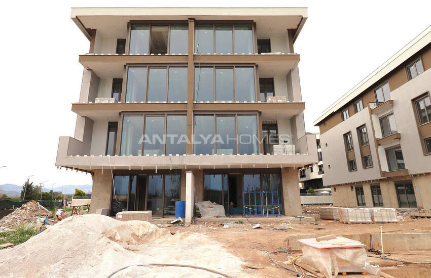 Mountain View Apartments with Communal Pool in Antalya Konyaalti 17