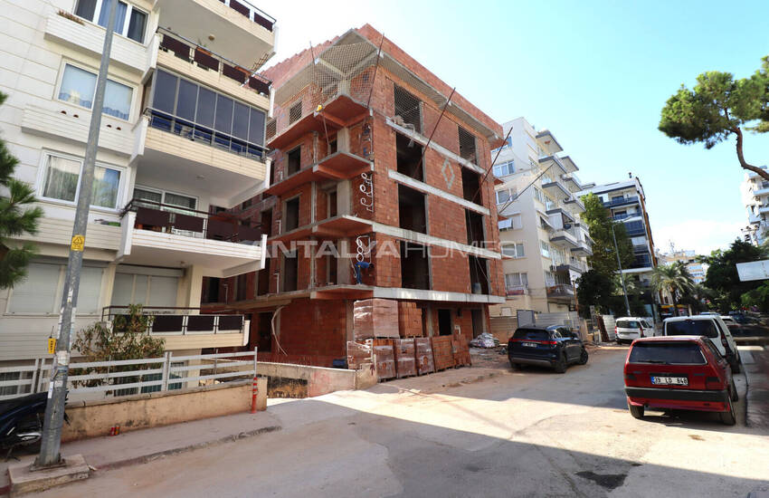 Apartments with Indoor Parking in Antalya Muratpasa 9