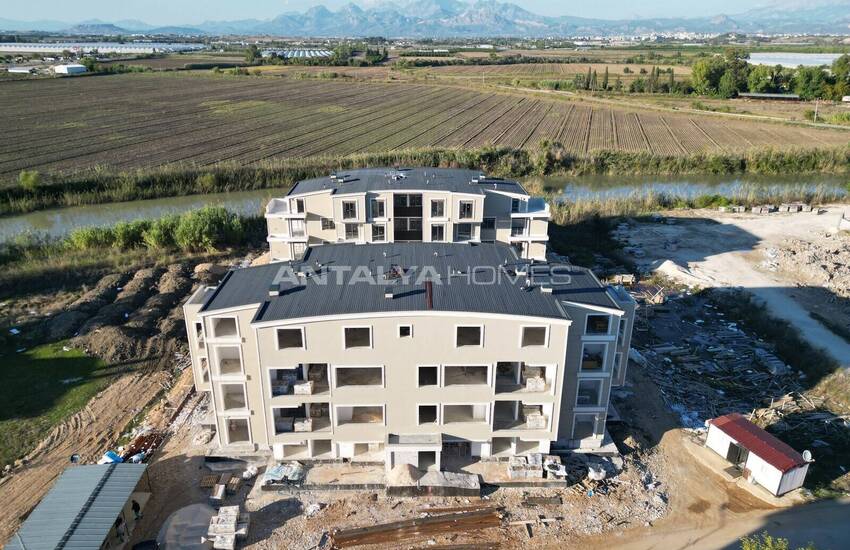 Antalya Belek'te Zengin Site Olanaklarına Sahip Şık Daireler 31
