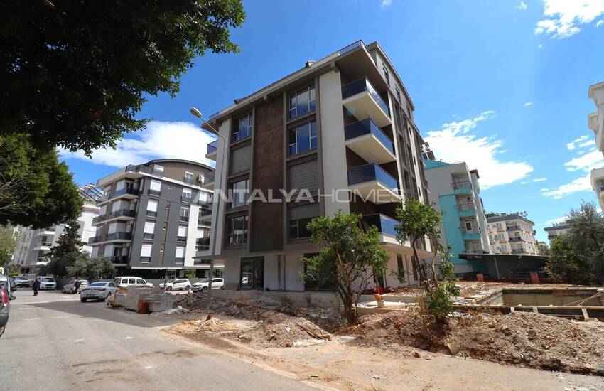 شقق مع مسبح مشترك بالقرب من الشاطئ في كونيالتي، أنطاليا 15