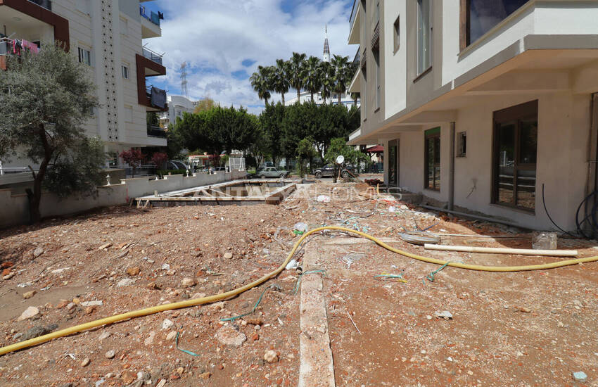 Apartments with Shared Pool Near the Beach in Konyaaltı Antalya 16