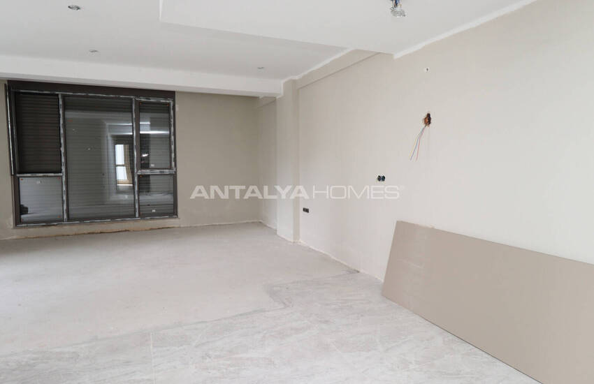 Apartments with Shared Pool Near the Beach in Konyaaltı Antalya 21