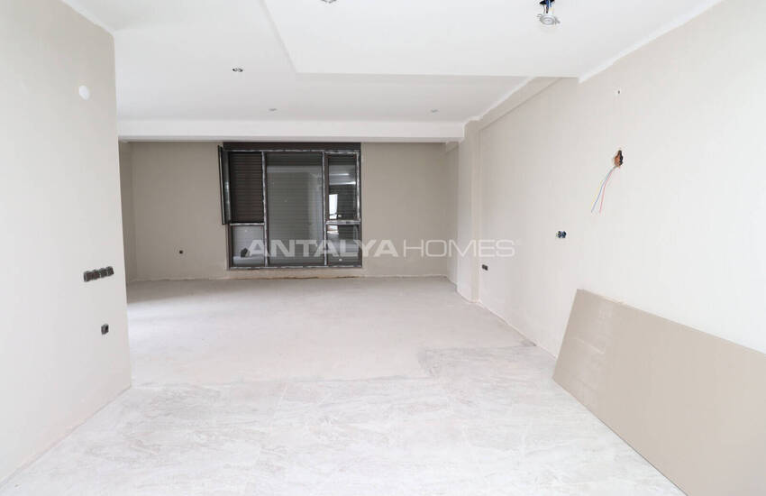 Apartments with Shared Pool Near the Beach in Konyaaltı Antalya 20