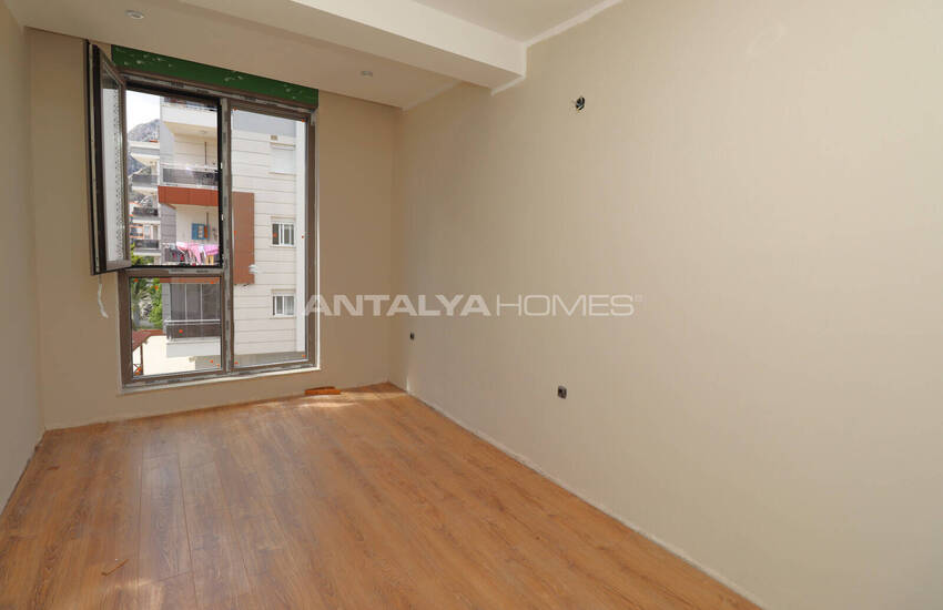 Apartments with Shared Pool Near the Beach in Konyaaltı Antalya 19