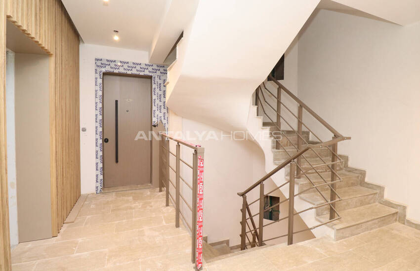 Apartments with Shared Pool Near the Beach in Konyaaltı Antalya 18