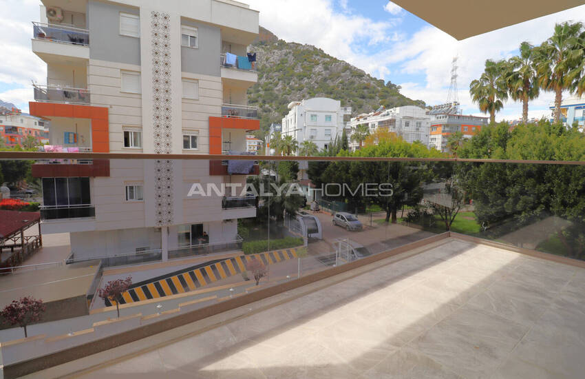 Apartments with Shared Pool Near the Beach in Konyaaltı Antalya 23