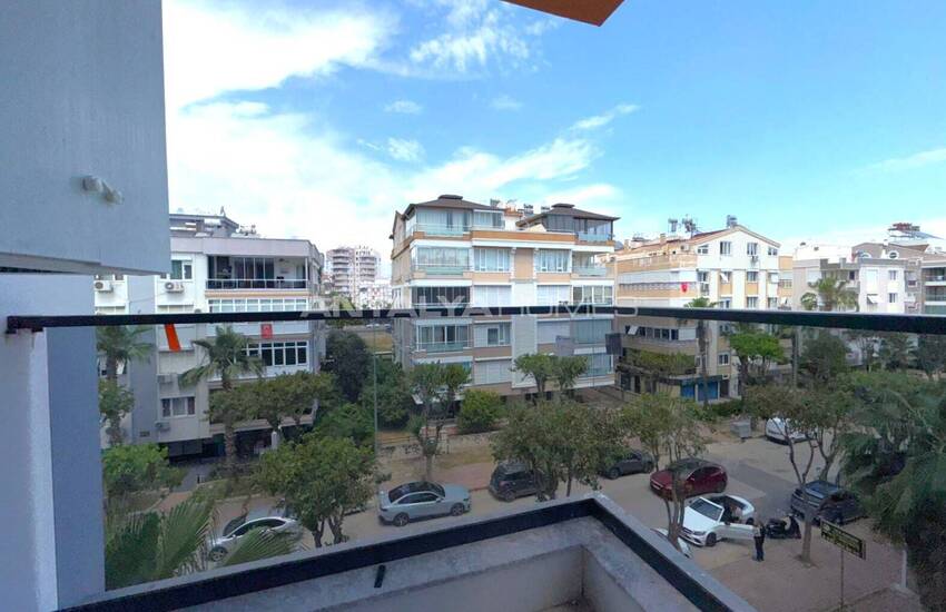 Antalya Konyaaltı'da Havuzlu Sitede Daireler 21