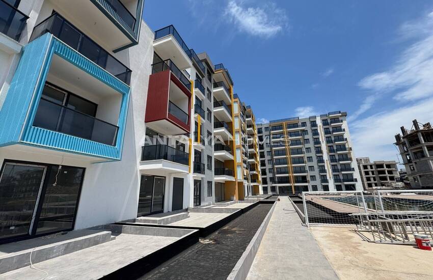 Apartments with Rich Communal Amenities in Antalya Altintas 8