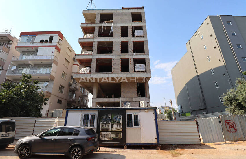 Spacieuse Propriété Commerciale À Antalya Muratpaşa 8