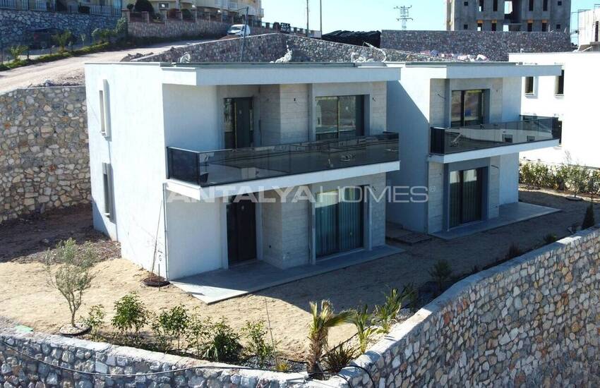 Muğla Adabükü'nde Şık Tasarımlı ve Göl Manzaralı Daireler 20