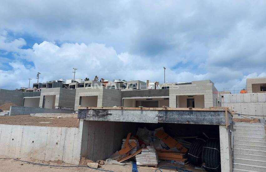 فيلات مطلة على الحمام سباحة والبحر في المدينة بودروم خليج جوندوغان 14