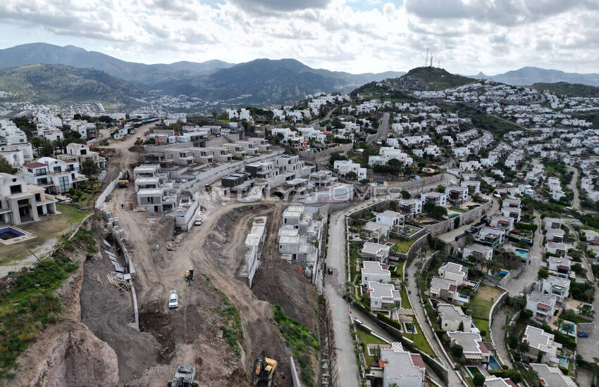 Bodrum Yalıkavak'ta Taş Kaplama Deniz Manzaralı Müstakil Villalar 45