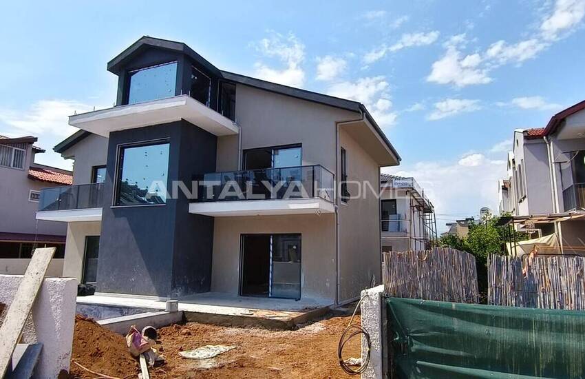 Fethiye'de Özel Havuzlu Şık Tasarımlı Villalar 25