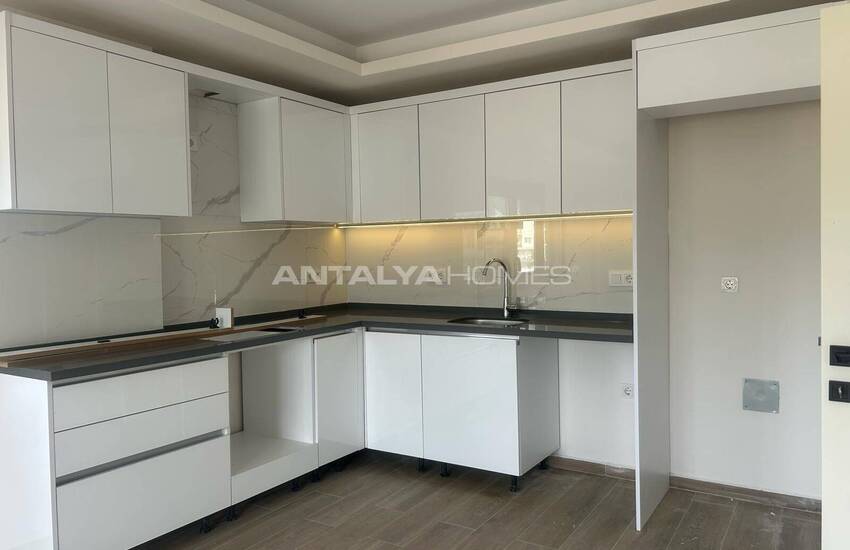 آپارتمان 3 خوابه در مجتمع با استخر در سیدیکمر 23