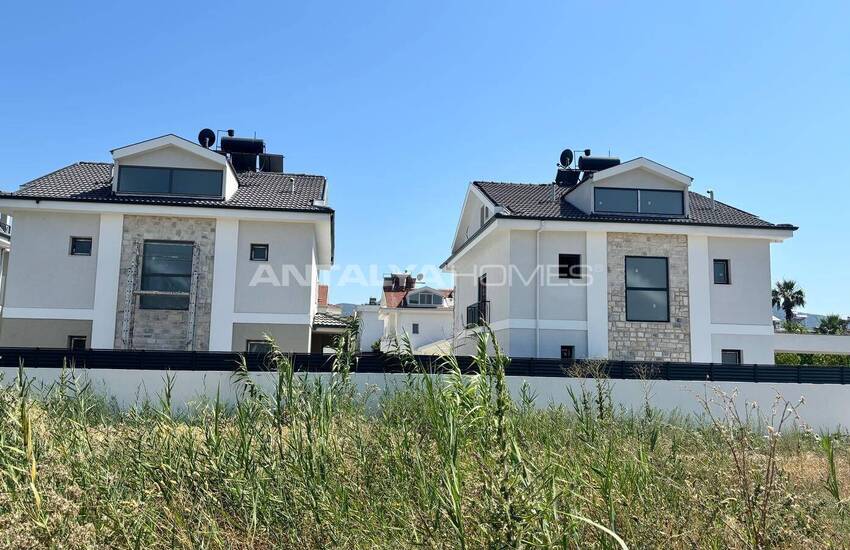 خانه مستقل 5 خوابه با استخر در نزدیکی امکانات رفاهی در فتحیه 10