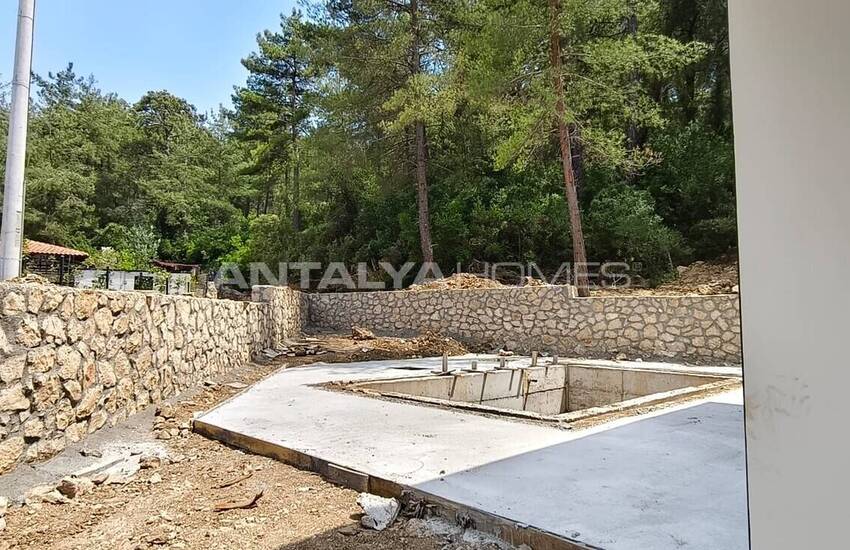 Muğla Fethiye'de Güvenlikli Site İçinde Havuzlu Lüks Evler 47