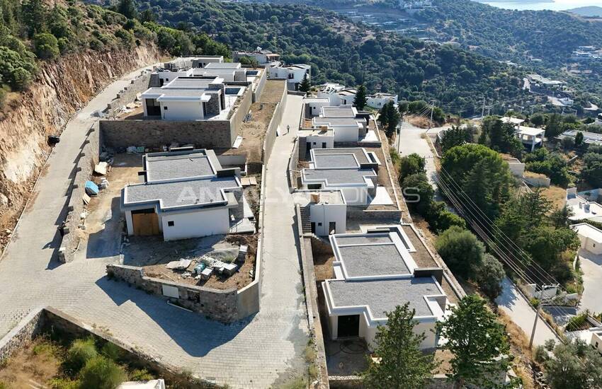 Sea-view Houses with Private Pools in Bodrum 28