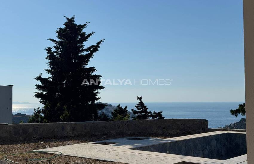 Sea-view Houses with Private Pools in Bodrum 38