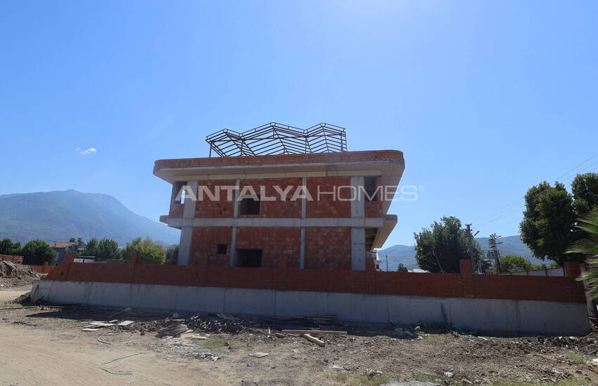 Stylish Duplex Apartments with Garden in Fethiye 25