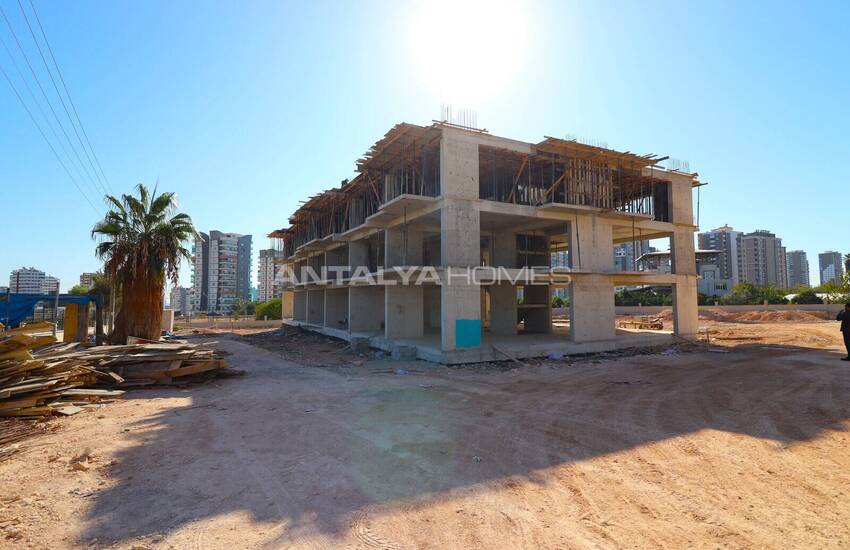 Apartments with Extensive Amenities in Mezitli, Mersin 19