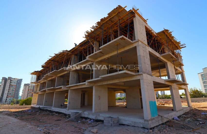 Apartments with Extensive Amenities in Mezitli, Mersin 22