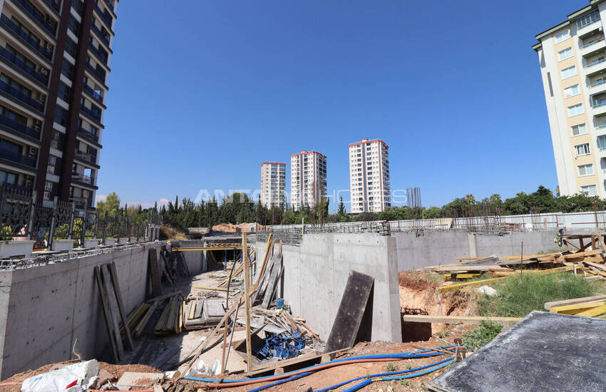 Mersin Yenişehir'de Olanaklara Yakın Binada Daireler 10