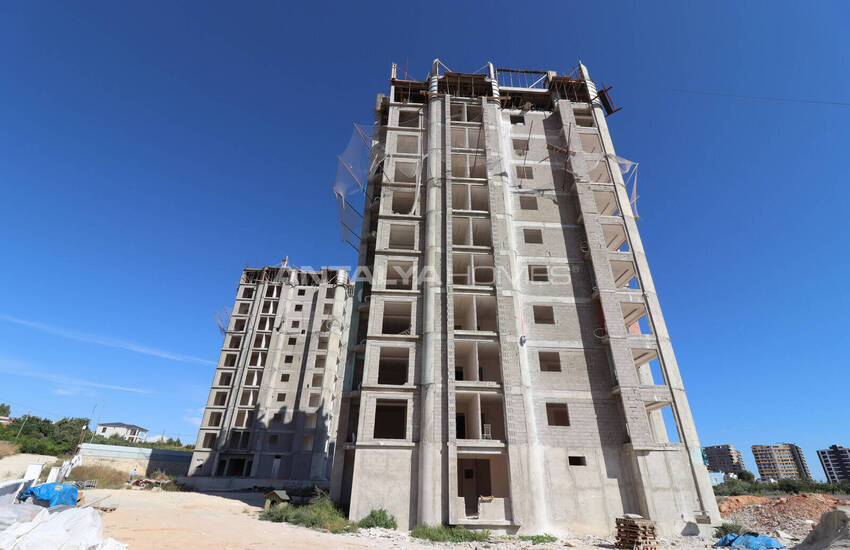 Lägenheter Med Pool Och Praktiska Interiörer I Mersin Yenişehir 24