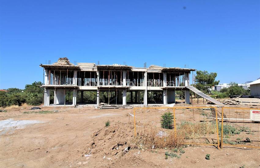 Luxury Real Estate in a Complex with Pool in Kyrenia Cyprus