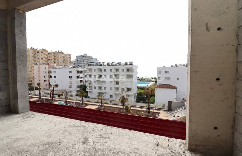 شقق للبيع في مجمع مع حديقة مائية في مرسين أرباتش باهشيش 47