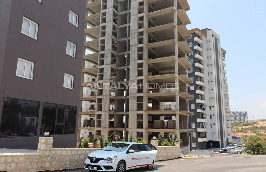 Mersin Ayaş'ta Havuzlu Site İçinde Satılık Daireler 15