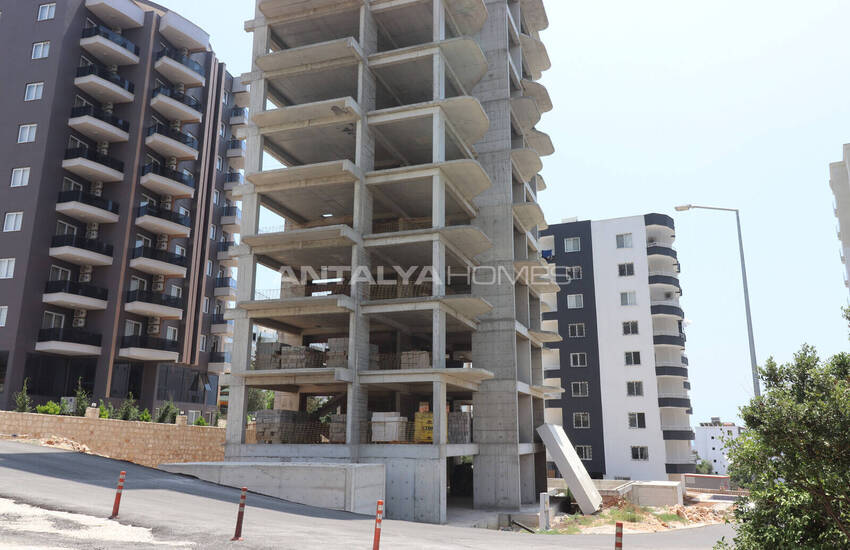 Mersin Ayaş'ta Havuzlu Site İçinde Satılık Daireler 17