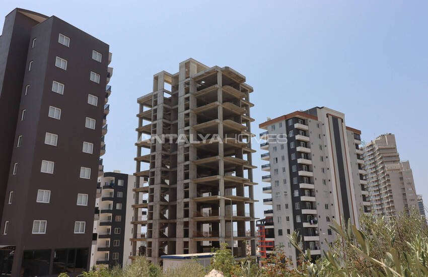 Mersin Ayaş'ta Havuzlu Site İçinde Satılık Daireler 16