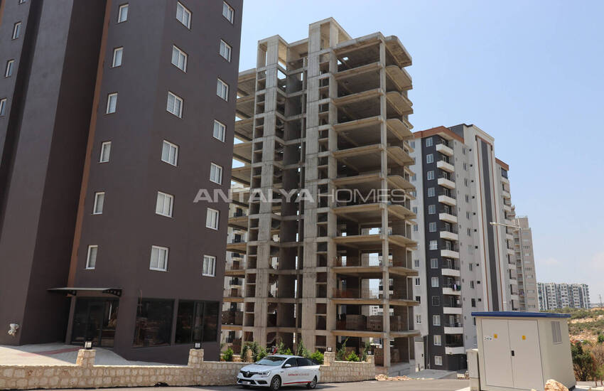 Mersin Ayaş'ta Havuzlu Site İçinde Satılık Daireler 14