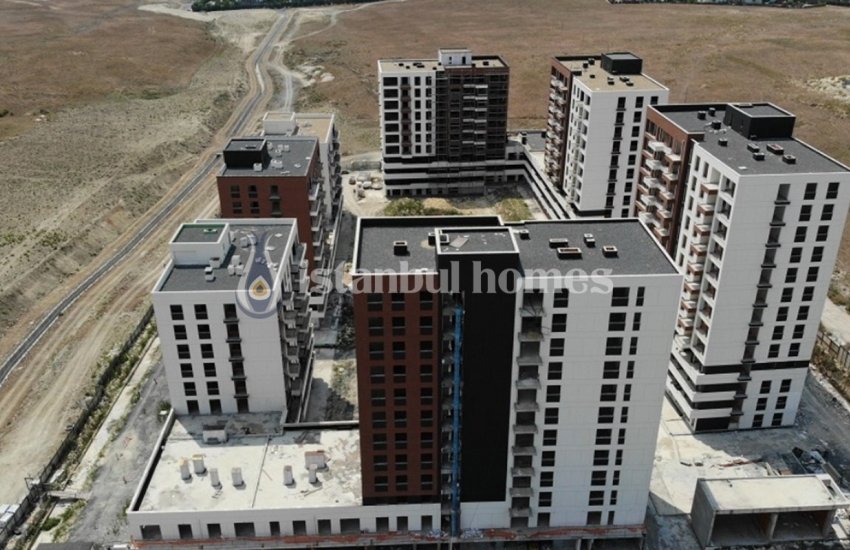 Luxurious Apartments with Contemporary Landscaping in Avcılar