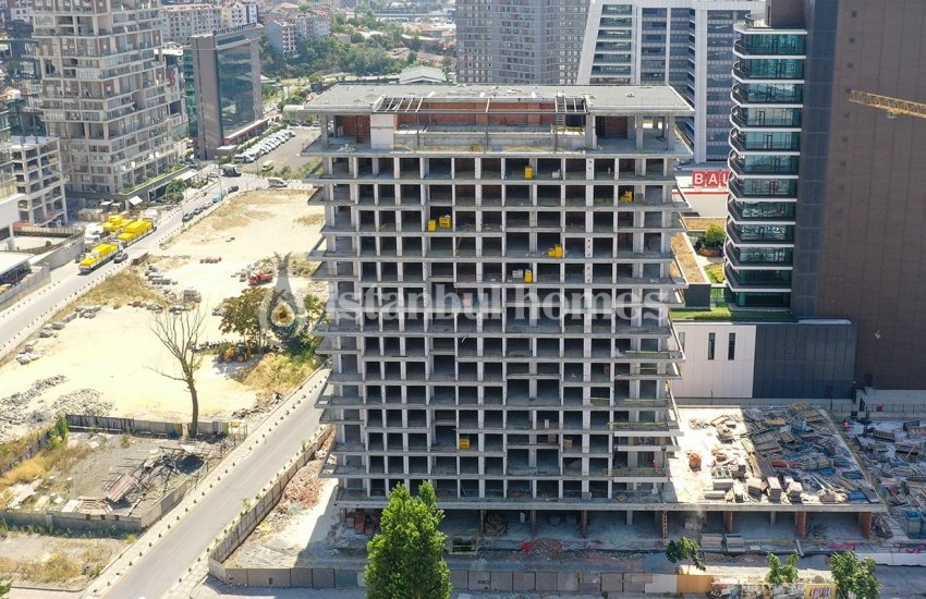 Istanbul, Kagithane Apartments in a Developing Area