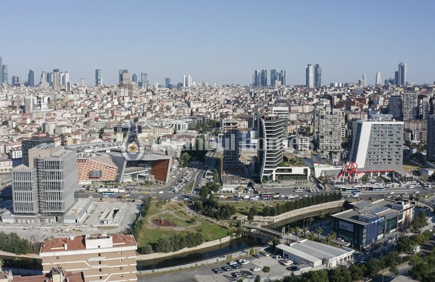Istanbul, Kagithane Apartments in a Developing Area