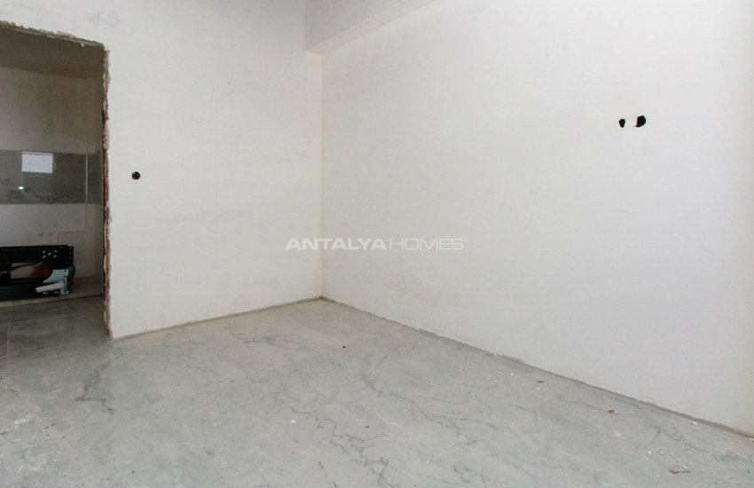 Central Apartments with High Rental Income Chance in Antalya 36