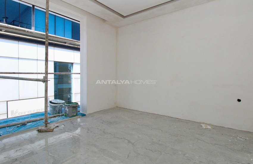 Central Apartments with High Rental Income Chance in Antalya 32