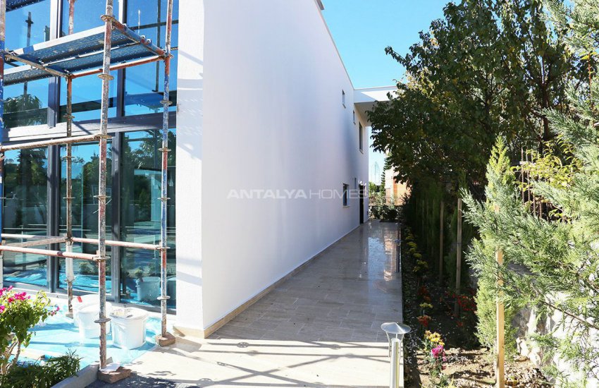 Villa Futuristique Avec Piscine À Belek Antalya 28