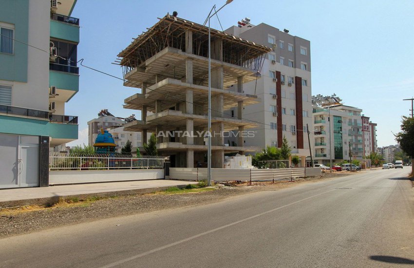 Brilliantly Spacious Flats Close to Amenities in Muratpaşa 20