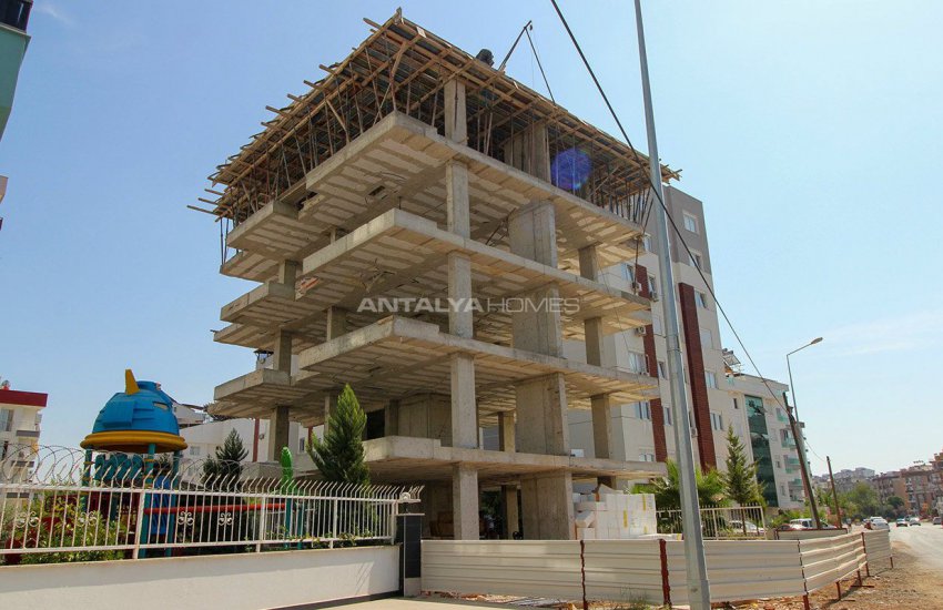 Brilliantly Spacious Flats Close to Amenities in Muratpaşa 21
