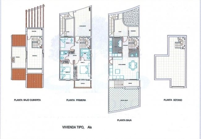 3-Этажные Таунхаусы в Фуэнхироле с Удобным Доступом к Шоссе 15